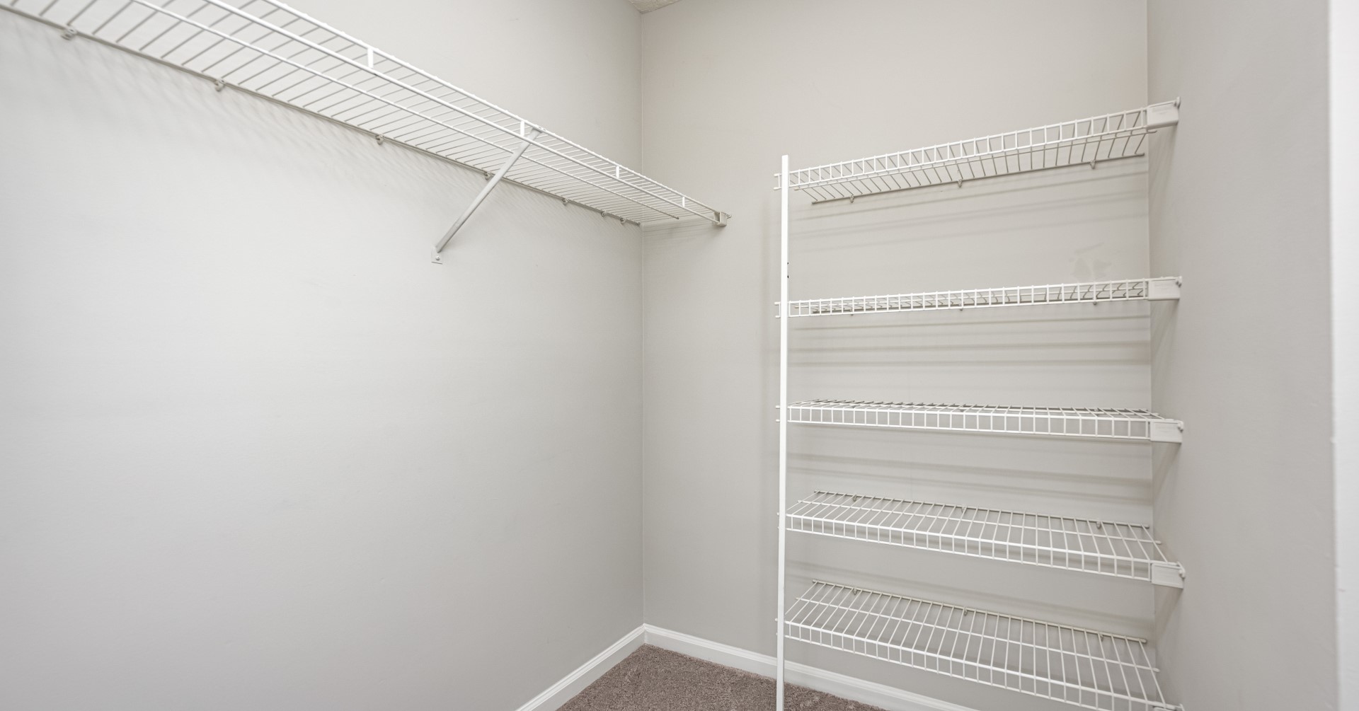 Stonebridge Closet